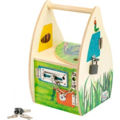 Maison Des Serrures La Chenille Qui Fait Des Trous